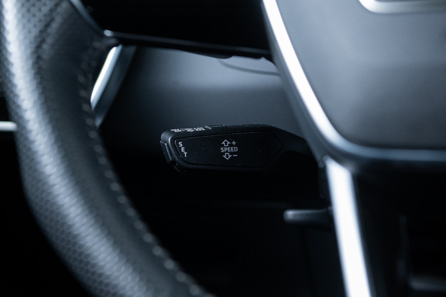 Audi A6 Avant 45 TFSI S-Line 245 pk Automaat (S-Tronic) | Panoramadak | Navigatie | Trekhaak | Stoelverwarming