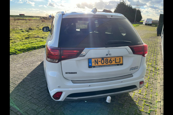 Mitsubishi Outlander 2.0 PHEV Pure