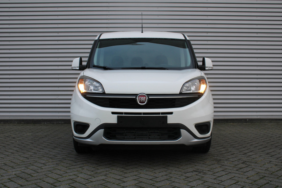 Fiat Dobló Cargo 1.6 MJ L1H1 S Trekking | Airco | Cruise | DAB | Bluetooth | Camera | 3 zits |