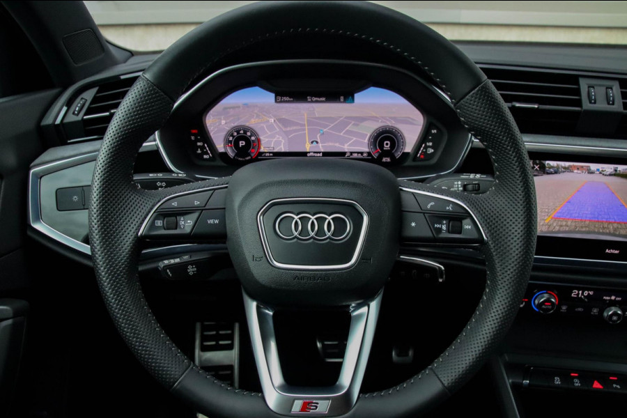 Audi Q3 35 TFSI 1.5 TFSI S Line Pro Line S 150pk S-Tronic! 1e|Panoramadak|Virtual Cockpit|LED Matrix|Leder elektrisch|20inch|Black