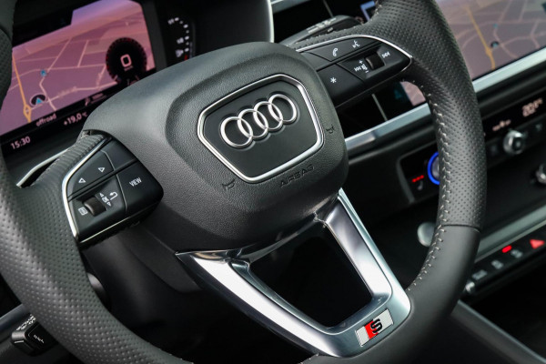 Audi Q3 35 TFSI 1.5 TFSI S Line Pro Line S 150pk S-Tronic! 1e Eig|DLR|Virtual Cockpit|LED Matrix|Leder|Side|19inch|Black|Trekhaak