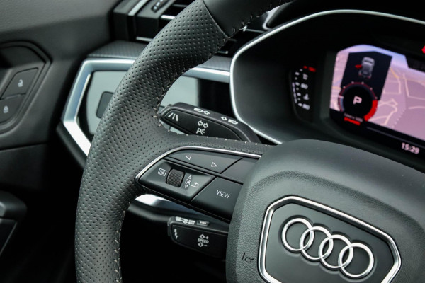 Audi Q3 35 TFSI 1.5 TFSI S Line Pro Line S 150pk S-Tronic! 1e Eig|DLR|Virtual Cockpit|LED Matrix|Leder|Side|19inch|Black|Trekhaak