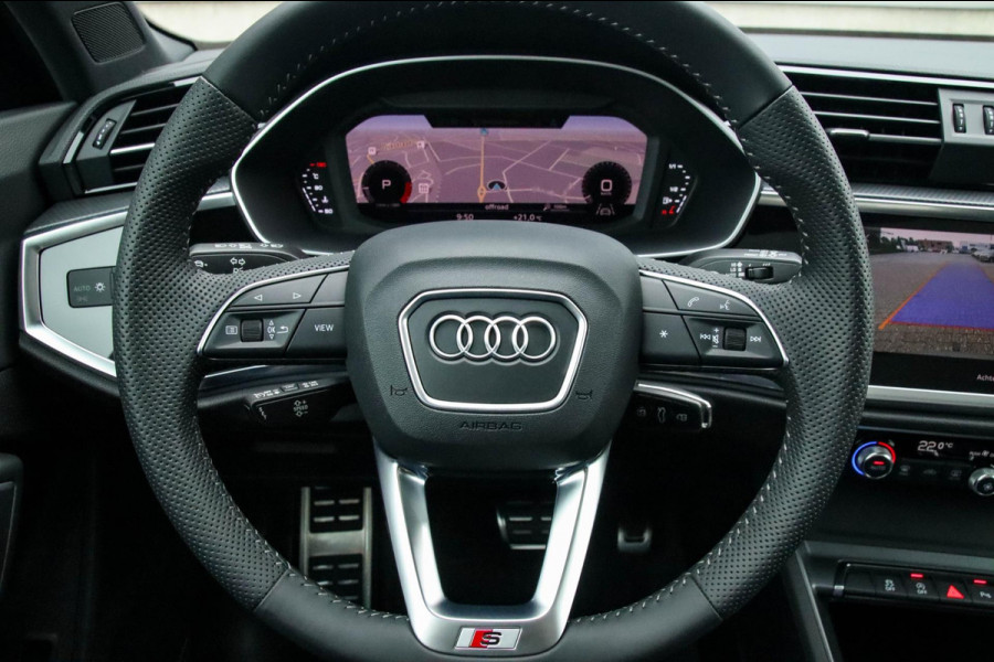 Audi Q3 40 2.0TFSI Quattro Edition One S-line 190pk S-Tronic 1e Eig|Panoramadak|Virtual Cockpit|LED Matrix|Leder|Black|20|Trekhaak