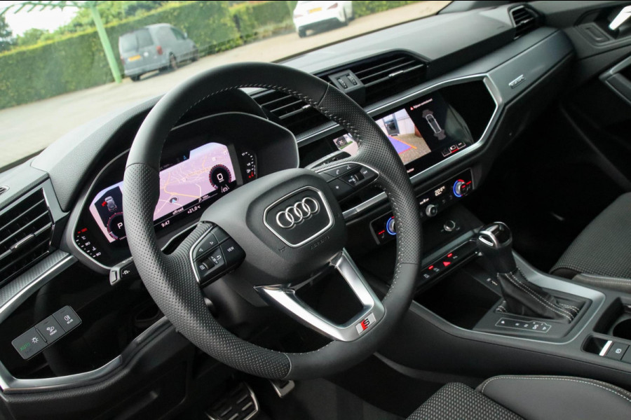 Audi Q3 40 2.0TFSI Quattro Edition One S-line 190pk S-Tronic 1e Eig|Panoramadak|Virtual Cockpit|LED Matrix|Leder|Black|20|Trekhaak