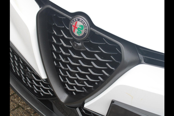 Alfa Romeo Tonale 1.5T 160pk Hybrid Veloce | Uit voorraad leverbaar | 20" | Pack Winter | Technology Pack