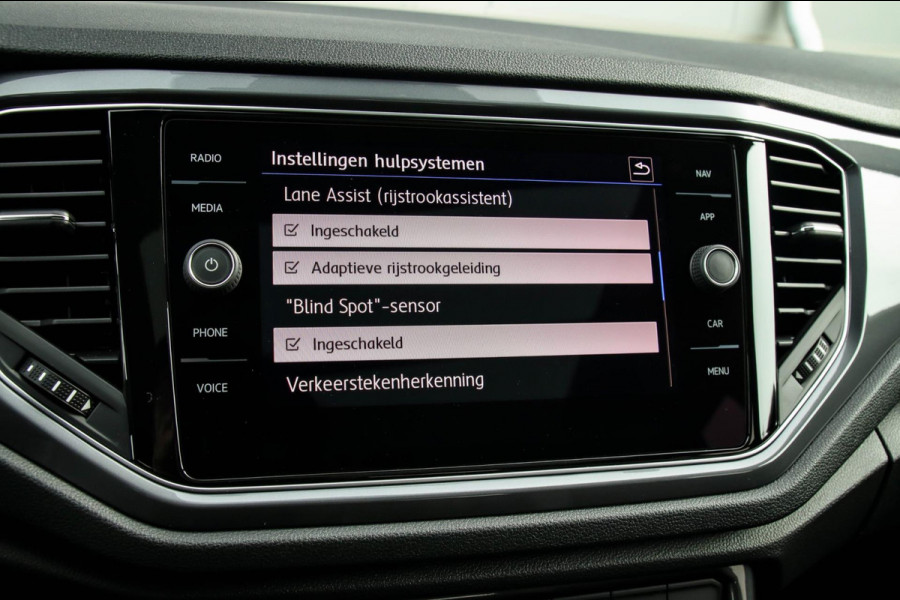 Volkswagen T-Roc 1.5 TSI Sport Business R 150pk DSG! Panoramadak|Virtual Cockpit|LED Plus|NAVI|ACC|Lane+Side|Camera|Black|Trekhaak