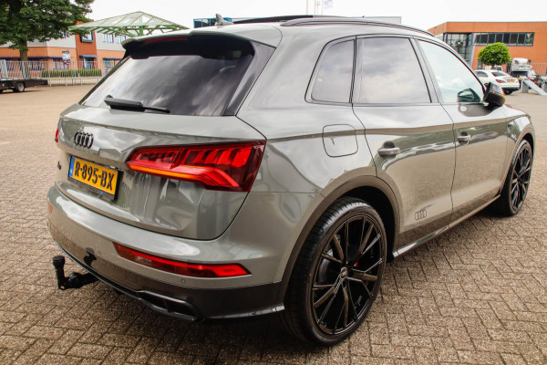 Audi Q5 3.0 TFSI SQ5 Quattro S-Line 354pk Automaat! 1e Eig|DLR|Quantum|Kuipstoelen|Panoramadak|Virtual Cockpit|Black|Carbon|22inch