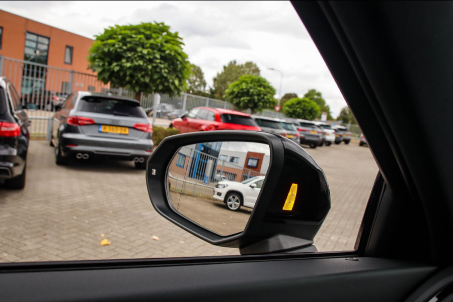 Audi Q3 Sportback 35 TFSI 1.5TFSI S Line Pro Line S 150pk S-Tronic! Panoramadak|Virtual Cockpit|LED Matrix|Leder|ACC|19inch|Black