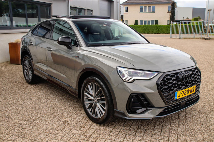 Audi Q3 Sportback 35 TFSI 1.5TFSI S Line Pro Line S 150pk S-Tronic! Panoramadak|Virtual Cockpit|LED Matrix|Leder|ACC|19inch|Black