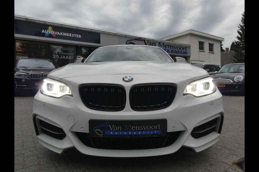 BMW 2 Serie Coupé M235i 326PK Aut High-Exe NaviProf|Camera|HKardon|Keyless