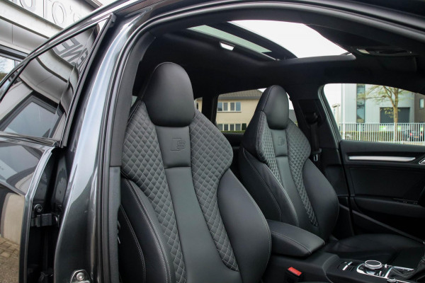 Audi A3 Sportback 1.4 TFSI Pro Line S S-line Facelift 150pk S-Tronic! Supersport Kuipstoelen|Panoramadak|LED Matrix|Black|19inch