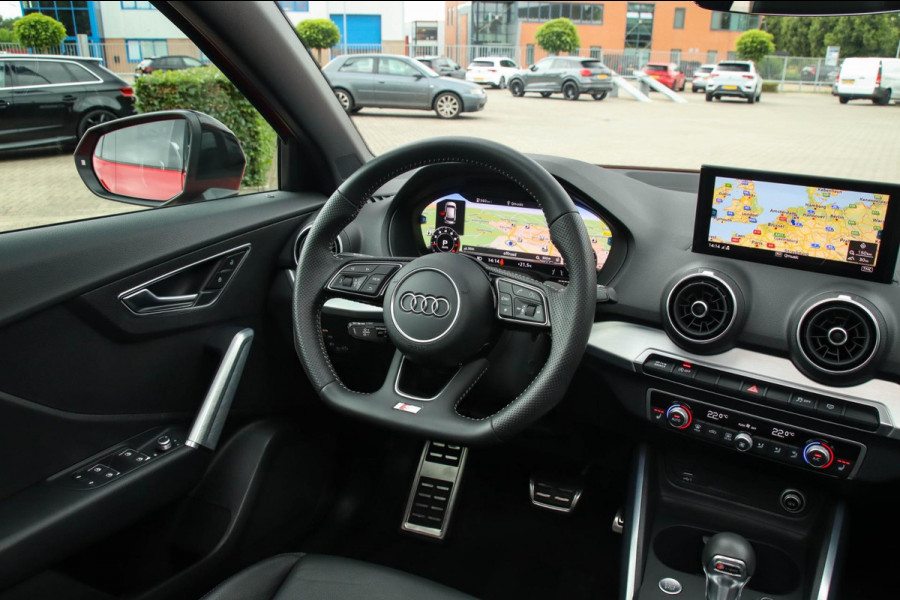 Audi Q2 1.4 TFSI CoD Sport Pro Line S S-line 150pk S-Tronic! 1e|Virtual Cockpit|Panoramadak|LED Matrix|3D Knippers|Leder|Black|19