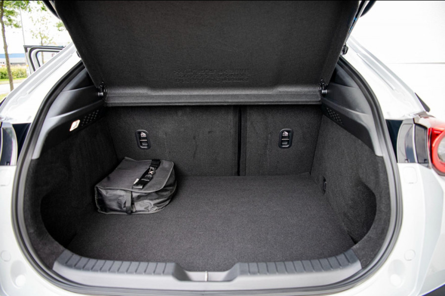 Mazda MX-30 E-Skyactiv 145 First Edition | All In Prijs | Airco | Adaptieve Cruise Control | Navi | Stoelverwarming | Camera |