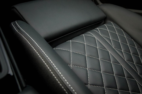 Audi A4 Avant 2.0 TFSI S line Black Edition Facelift 245pk S-Tronic! Supersport Kuipstoelen|Panoramadak|Virtual Cockpit|LED Matrix