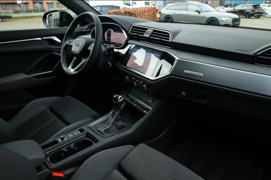 Audi Q3 Sportback 35 TFSI 1.5TFSI S Line Pro Line S 150pk S-Tronic! Panoramadak|Virtual Cockpit|LED Matrix|Leder|ACC|20inch|Black