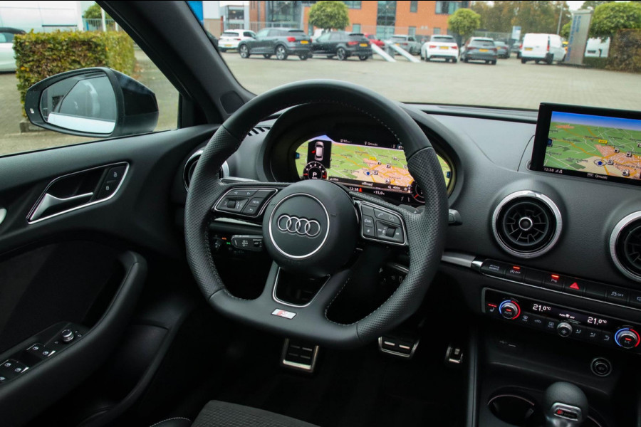 Audi A3 Sportback 1.5 TFSI Pro Line S S-line Facelift 150pk S-Tronic! 1e|DLR|Virtual Cockpit|Panoramadak|LED Matrix|Black|Trekhaak