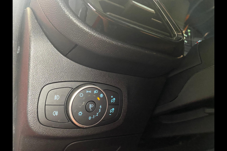 Ford Fiesta 1.1 Titanium Navi Airco Camera Carplay Line 18'' LED VOL