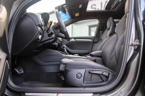 Audi A3 Sportback 2.0TFSI S3 quattro Facelift 310pk S-Tronic 2e Eig|DLR|Kuipstoelen|Virtual Cockpit|Panoramadak|Magnetic|LED|Black
