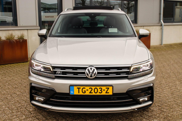 Volkswagen Tiguan 2.0TSI 4Motion Highline R-Line 180pk DSG! 1e Eig|DLR|Panoramadak|Virtual Cockpit|LED|Camera|HUD|19inch|Trekhaak