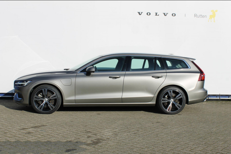 Volvo V60 T8 455PK Automaat Long Range Recharge AWD Adaptieve Cruise Control / Apple Carplay / Verwarmbare buitenste zittingen achterbank / Verwarmbare voorstoelen / DAB+