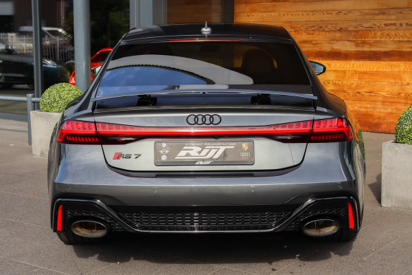 Audi RS7 4.0 V8 TFSI Quattro 600pk **Keramisch/HUD/Pano.dak/B&O/360/**