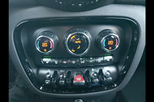 MINI Clubman 1.5 Cooper Yours Edition Automaat,afneembare trekhaak, navigatie,achteruitrijcamera,stoelverwarming,cruisecontrol,airco,parkeersensoren,