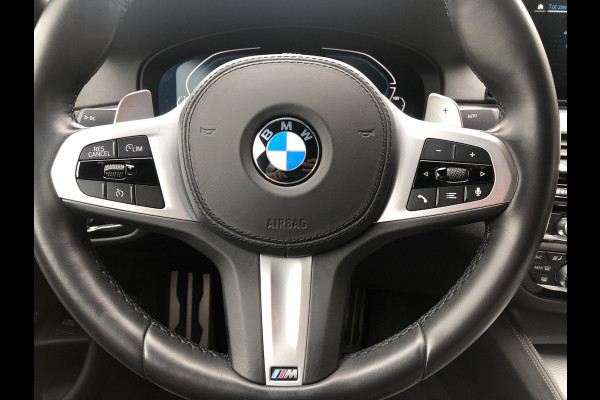 BMW 5 Serie 530e xDrive High Executive M Pakket, Camera, Harman Kardon, Navigatie . Een proefrit levert het bewijs. Neem contact op en we maken een afspraak!