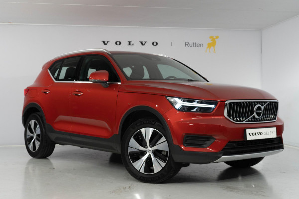 Volvo XC40 T4 211PK Automaat Recharge Inscription Expression / Navigatie / Climate pack / Park assist pack / Volvo On-callh hoop