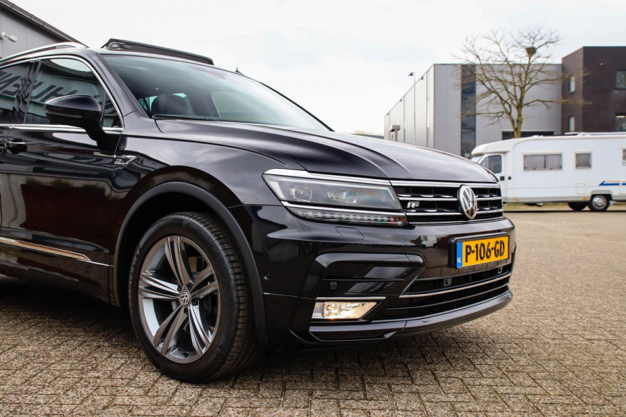 Volkswagen Tiguan 2.0TSI 4Motion Highline R-Line 180pk DSG! 1e|Panoramadak|Virtual Cockpit|LED Plus|Leder elektrisch|Camera|19inch