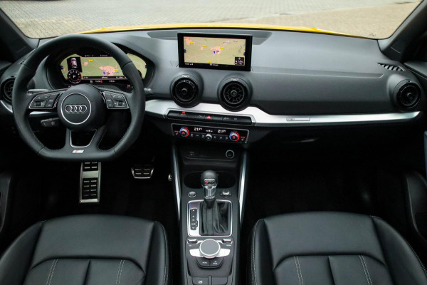 Audi Q2 1.4 TFSI CoD Sport Pro Line S S-line 150pk S-Tronic 1e Eig|DLR|Panoramadak|Virtual Cockpit|LED Matrix|3D Knippers|19|Black