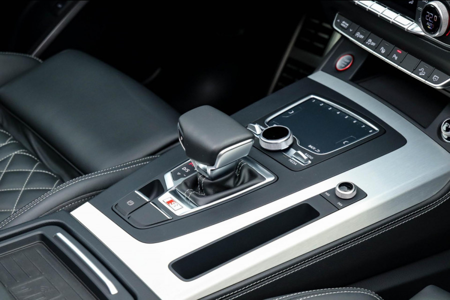 Audi Q5 3.0TFSI SQ5 Quattro S-Line 354pk Automaat DLR|Quantum|Kuipstoelen|Panoramadak|Virtual Cockpit|360 Camera|Black Pack|21inch
