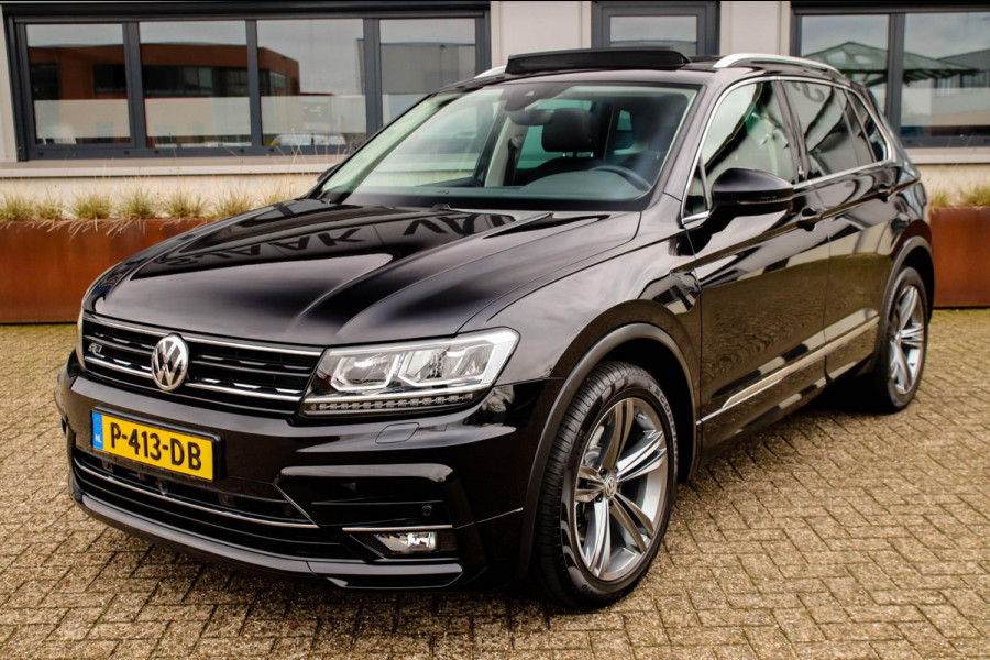 Volkswagen Tiguan 2.0TSI 4Motion Highline R-Line 180pk DSG! 1e Eig|DLR|Panoramadak|Virtual Cockpit|LED|360 Camera|19inch|Trekhaak