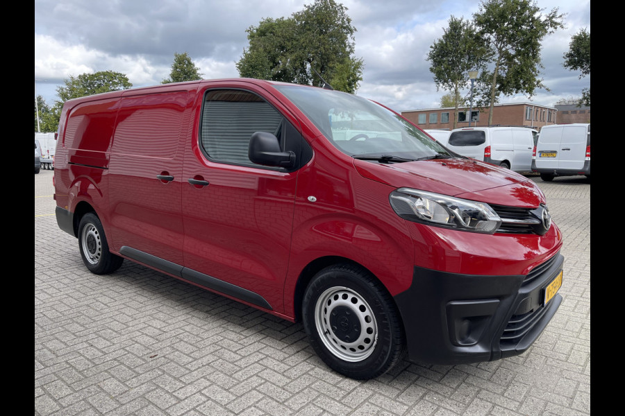 Toyota ProAce Worker 1.6 D-4D Cool Comfort Long L3H1 / rijklaar € 20.950 ex btw / lease vanaf € 408 / airco / cruise / trekhaak 2000 kg / bijrijdersbank !