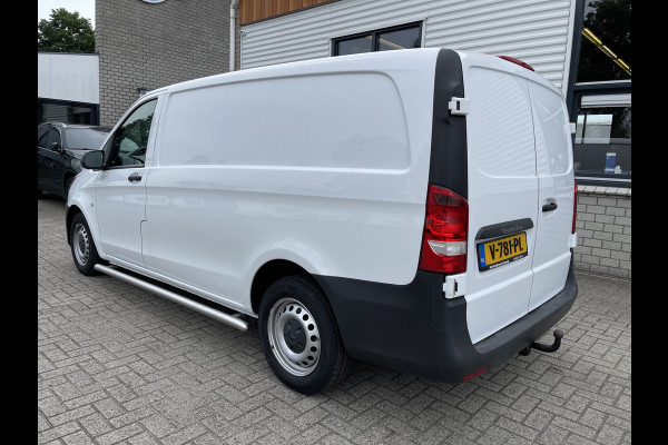 Mercedes-Benz Vito 111 CDI Lang L2H1 / rijklaar € 18.950 ex btw / lease vanaf € 375 / airco / cruise / trekhaak 2000 kg / bijrijdersbank !