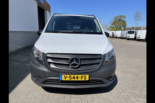 Mercedes-Benz Vito 114 CDI Lang L2H1 / rijklaar € 17.950 ex btw / lease vanaf € 355 / airco / cruise / ingerichte laadruimte / trekhaak 2000 kg