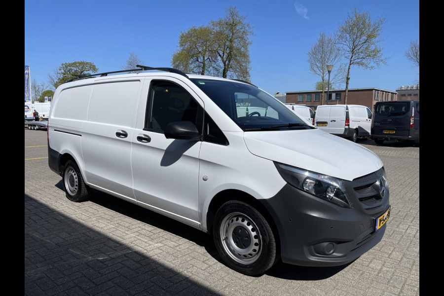 Mercedes-Benz Vito 114 CDI Lang L2H1 / rijklaar € 17.950 ex btw / lease vanaf € 355 / airco / cruise / ingerichte laadruimte / trekhaak 2000 kg