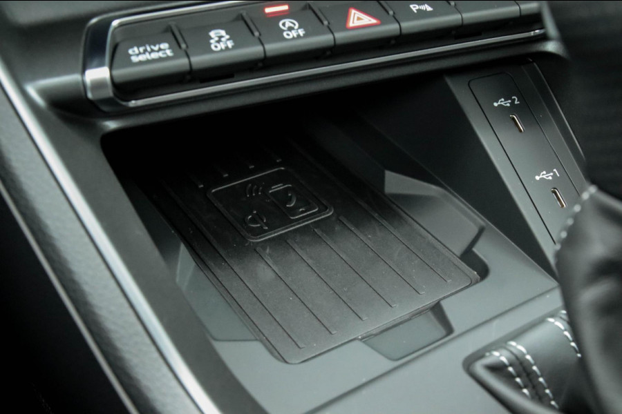 Audi Q3 Sportback 35 TFSI 1.5TFSI S Line Pro Line S 150pk S-Tronic! Panoramadak|Virtual Cockpit|LED Matrix|Leder|ACC|Camera|Black