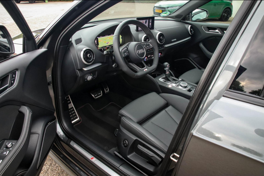 Audi S3 Sportback 2.0TFSI A3 quattro Facelift 310pk S-Tronic 1e Eig|DLR|Kuipstoelen|Virtual Cockpit|Panoramadak|Magnetic|LED|Black