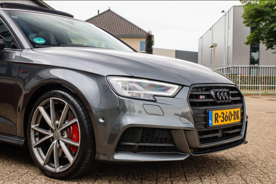 Audi S3 Sportback 2.0TFSI A3 quattro Facelift 310pk S-Tronic 1e Eig|DLR|Kuipstoelen|Virtual Cockpit|Panoramadak|Magnetic|LED|Black