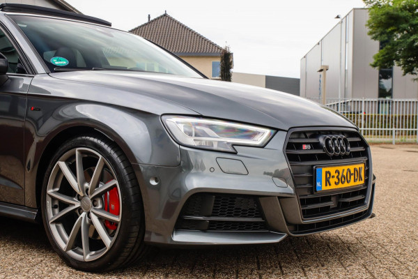 Audi S3 Sportback 2.0TFSI A3 quattro Facelift 310pk S-Tronic 1e Eig|DLR|Kuipstoelen|Virtual Cockpit|Panoramadak|Magnetic|LED|Black