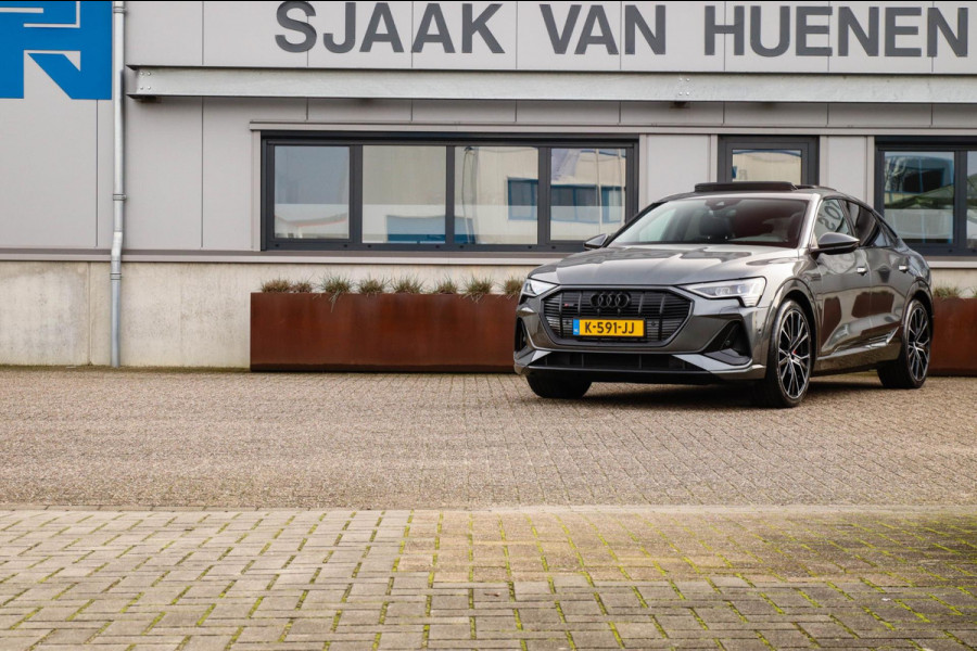 Audi e-tron Sportback 55 Quattro S Edition Pro Line S S-Line 408pk! 8%|1e|NL|DLR|Panoramadak|Virtual Cockpit|Luchtvering|B&O|Black