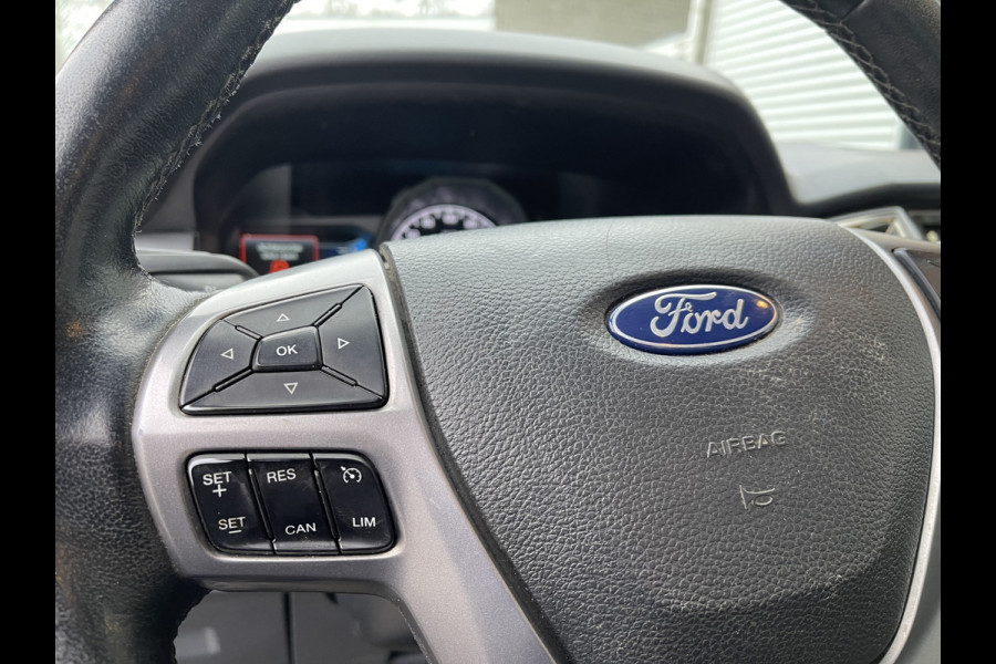 Ford Ranger 2.2 TDCi 160pk automaat 4x4 Limited Supercab / rijklaar € 24.950 ex btw / lease vanaf € 446 / airco / cruise / navi / leer / trekhaak 3500 kg !