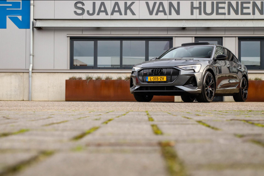 Audi e-tron Sportback 55 Quattro S Edition Pro Line S S-Line 408pk 12%|1e|NL|DLR|Panoramadak|Virtual Cockpit|Luchtvering|360|Black