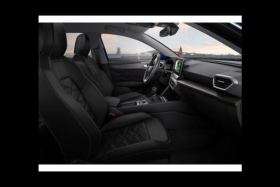 Seat Leon Sportstourer 2.0 TDI 150 pk DSG FR / Xcellence Business