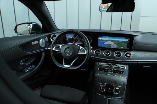 Mercedes-Benz E-Klasse Coupé 200 AMG Aut9 Panoramadak Sfeerverlichting Burmester Widescreen 2017.