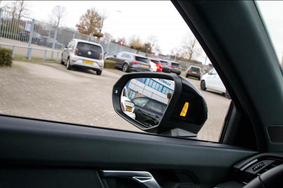 Audi Q3 35 TFSI 1.5 TFSI S Line Pro Line S 150pk S-Tronic! 1e|Panoramadak|Virtual Cockpit|LED|Leder elektrisch|Lane|20inch|Black