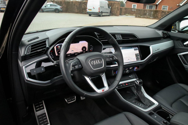 Audi Q3 35 TFSI 1.5 TFSI S Line Pro Line S 150pk S-Tronic! 1e|Panoramadak|Virtual Cockpit|LED|Leder elektrisch|Lane|20inch|Black