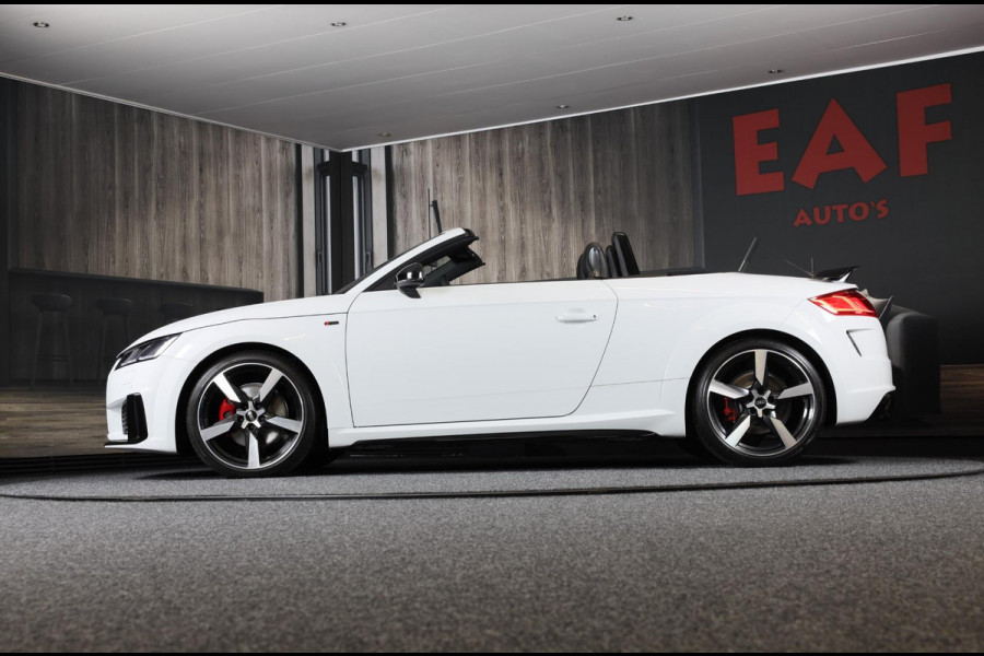 Audi TT ROADSTER 40 TFSI S Line Competition FACELIFT / Aut / Navi / Virtual Cockpit / Cruise Control / F1 / Camera / Matrix / 19 I