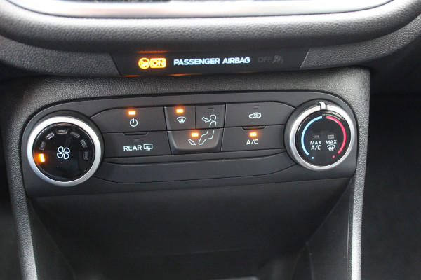 Ford Fiesta 1.1-70pk Trend. Navigatie, cruise cntrl., lane assist, airco, Isofix, metallic lak, 5drs. etc.