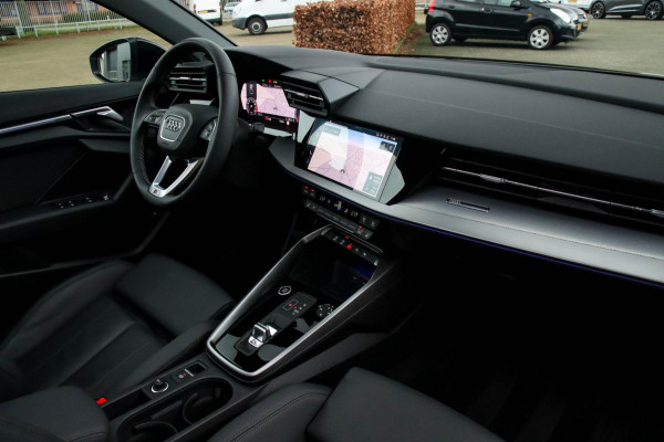 Audi A3 Limousine 35 1.5 TFSI S Edition One S-line 150pk S-Tronic Lederen kuipstoelen|Virtual Cockpit|Panoramadak|LED Matrix|Black